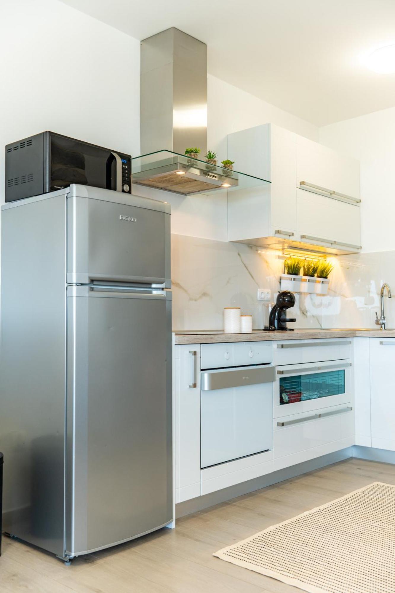 Apartman Petra S Pogledom Na More Banjol Dış mekan fotoğraf
