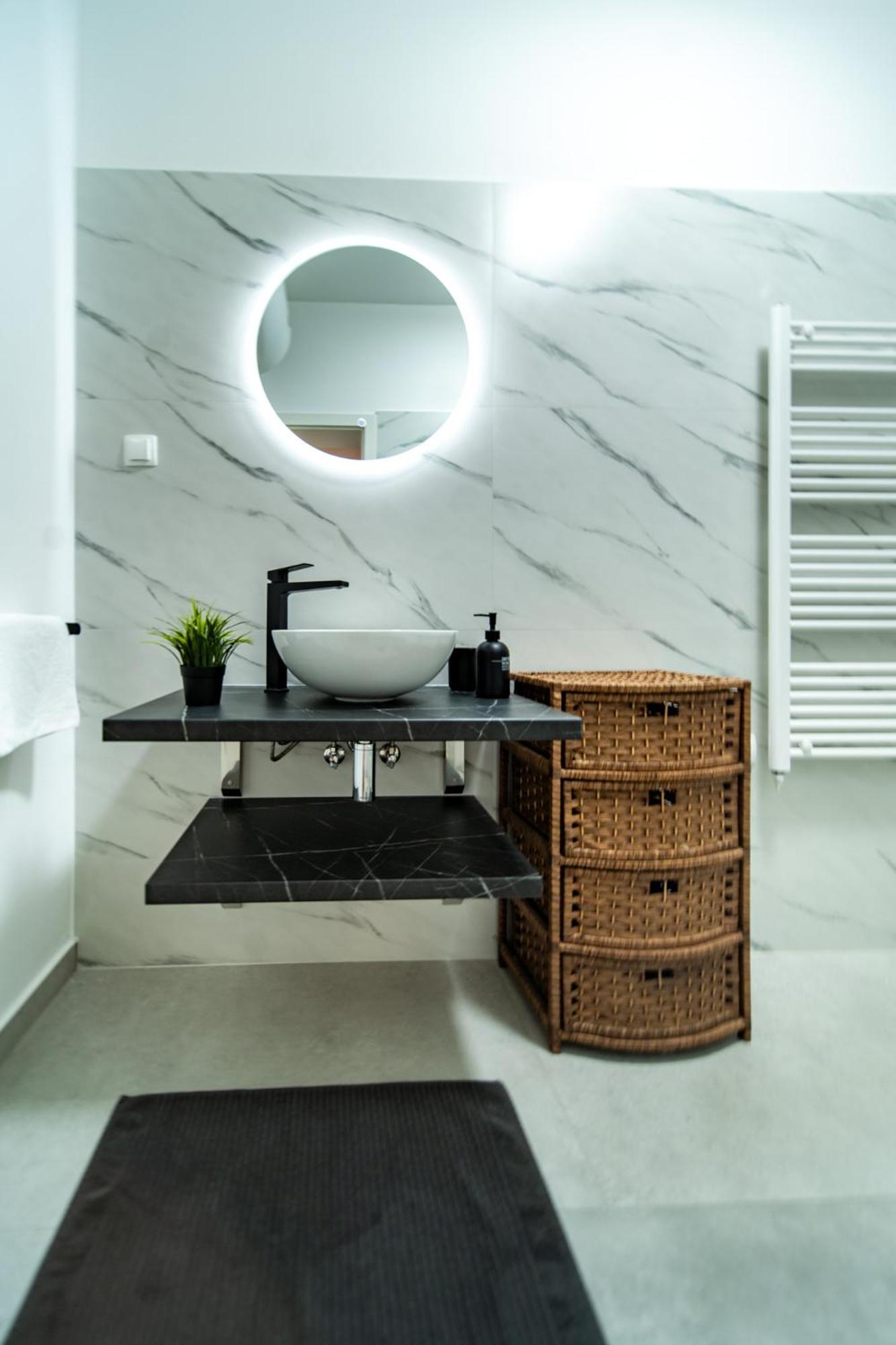 Apartman Petra S Pogledom Na More Banjol Dış mekan fotoğraf