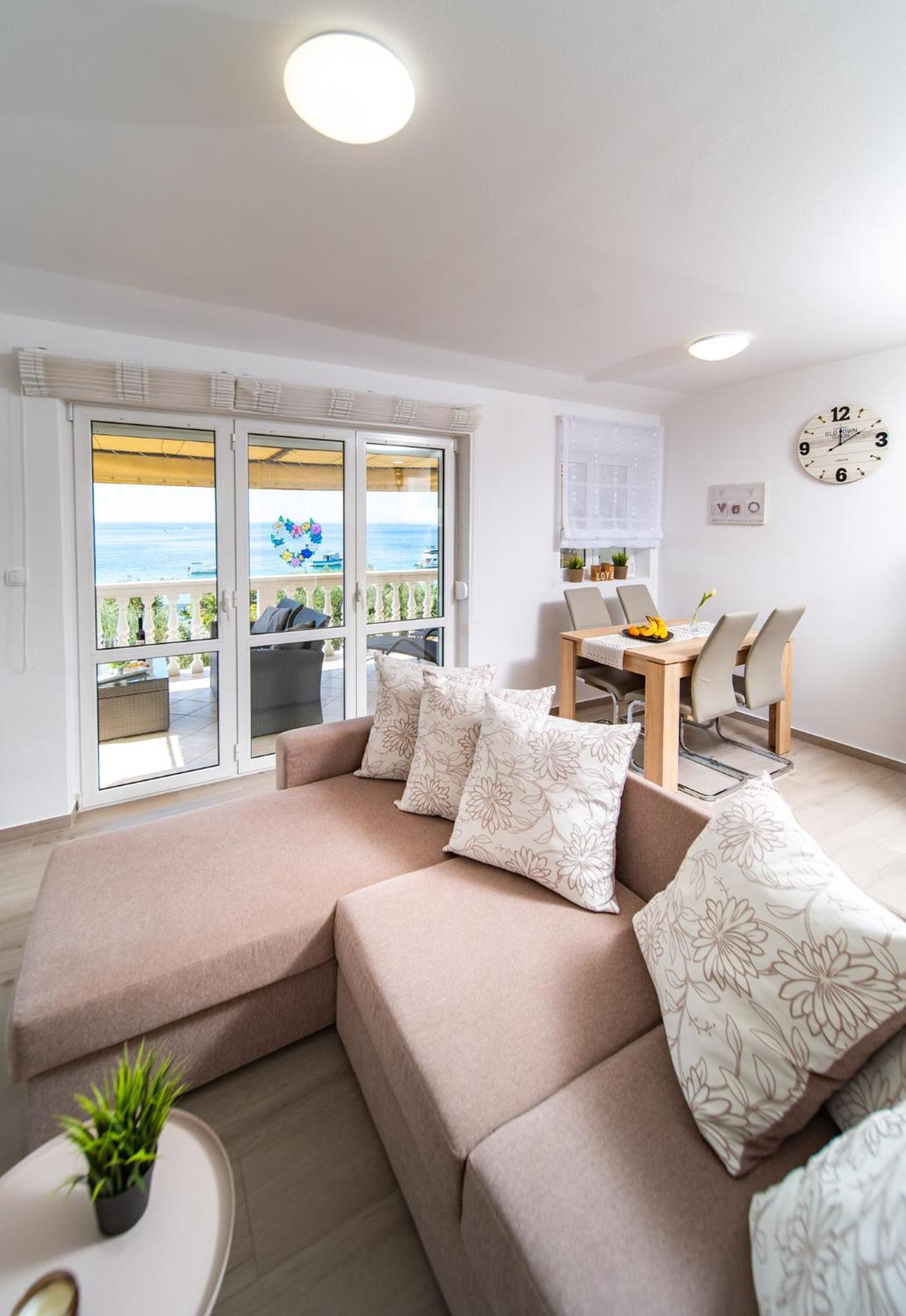 Apartman Petra S Pogledom Na More Banjol Dış mekan fotoğraf